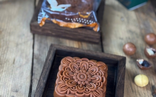 Bột mì nguyên cám trong bánh trung thu