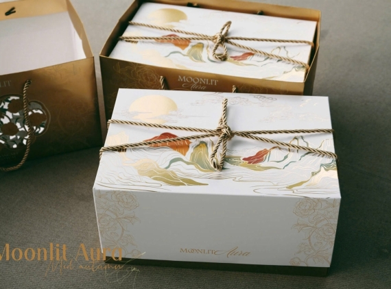 Hộp quà Moonlit Aura (4 bánh) - M03