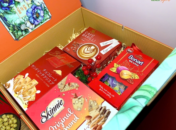 Hộp quà Tết SG25112