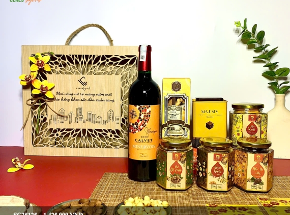 Hộp quà Tết SG25125