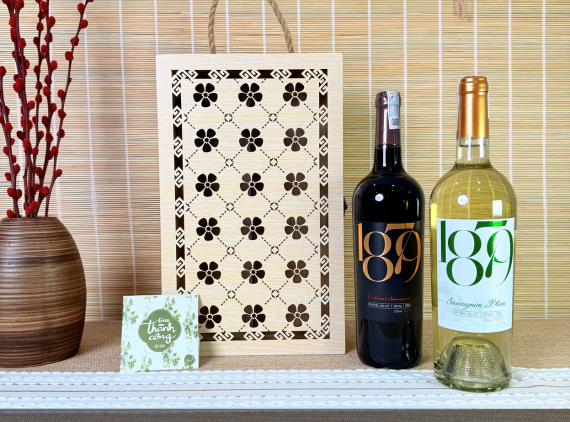 [Pre-order] Hộp quà Mầm Mai TET033