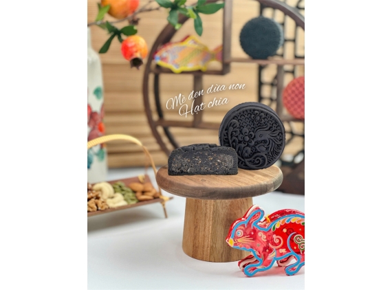 Bánh Trung Thu Mè Đen Dừa Non Hạt Chia 150g