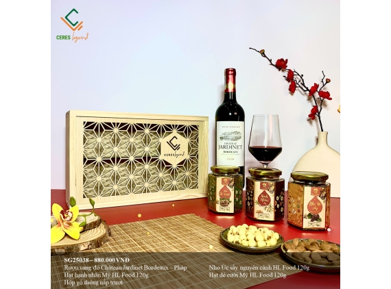 Hộp quà Tết SG25038